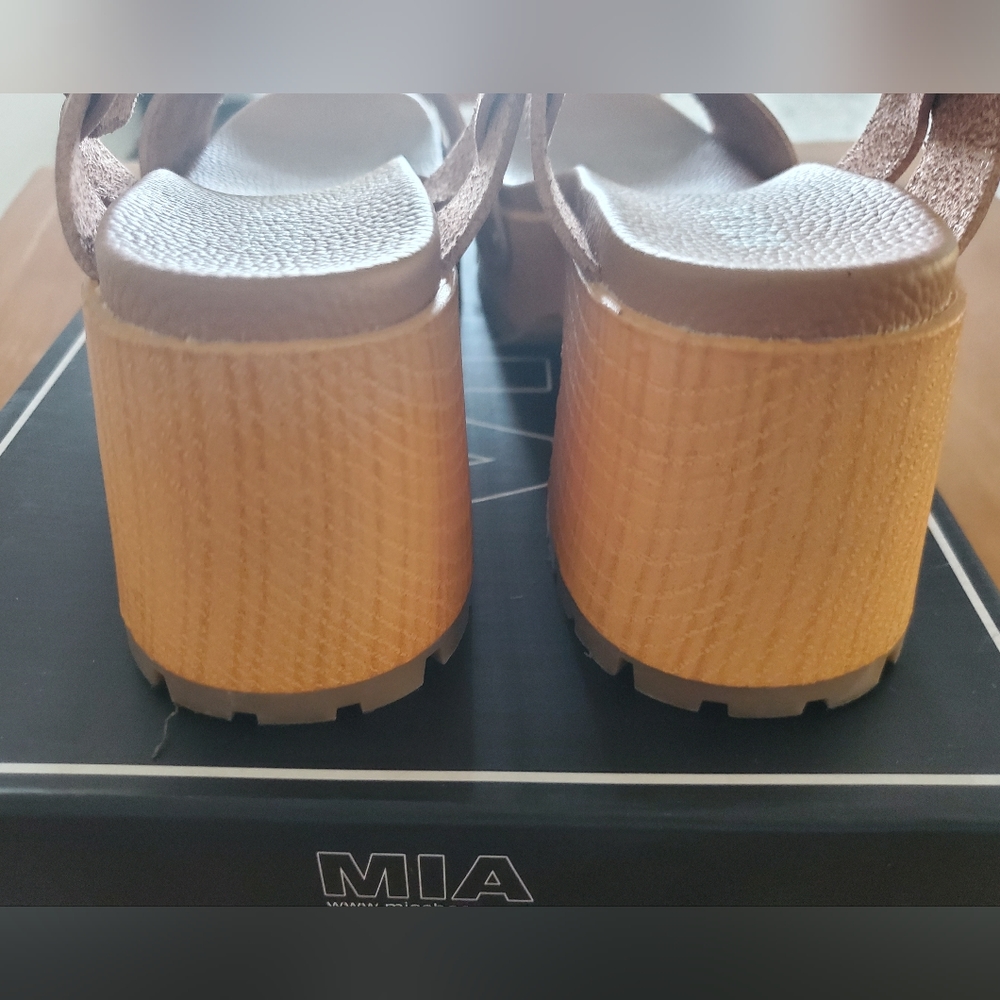 Mia Daniella clog size 6.5 - Picture 5 of 13